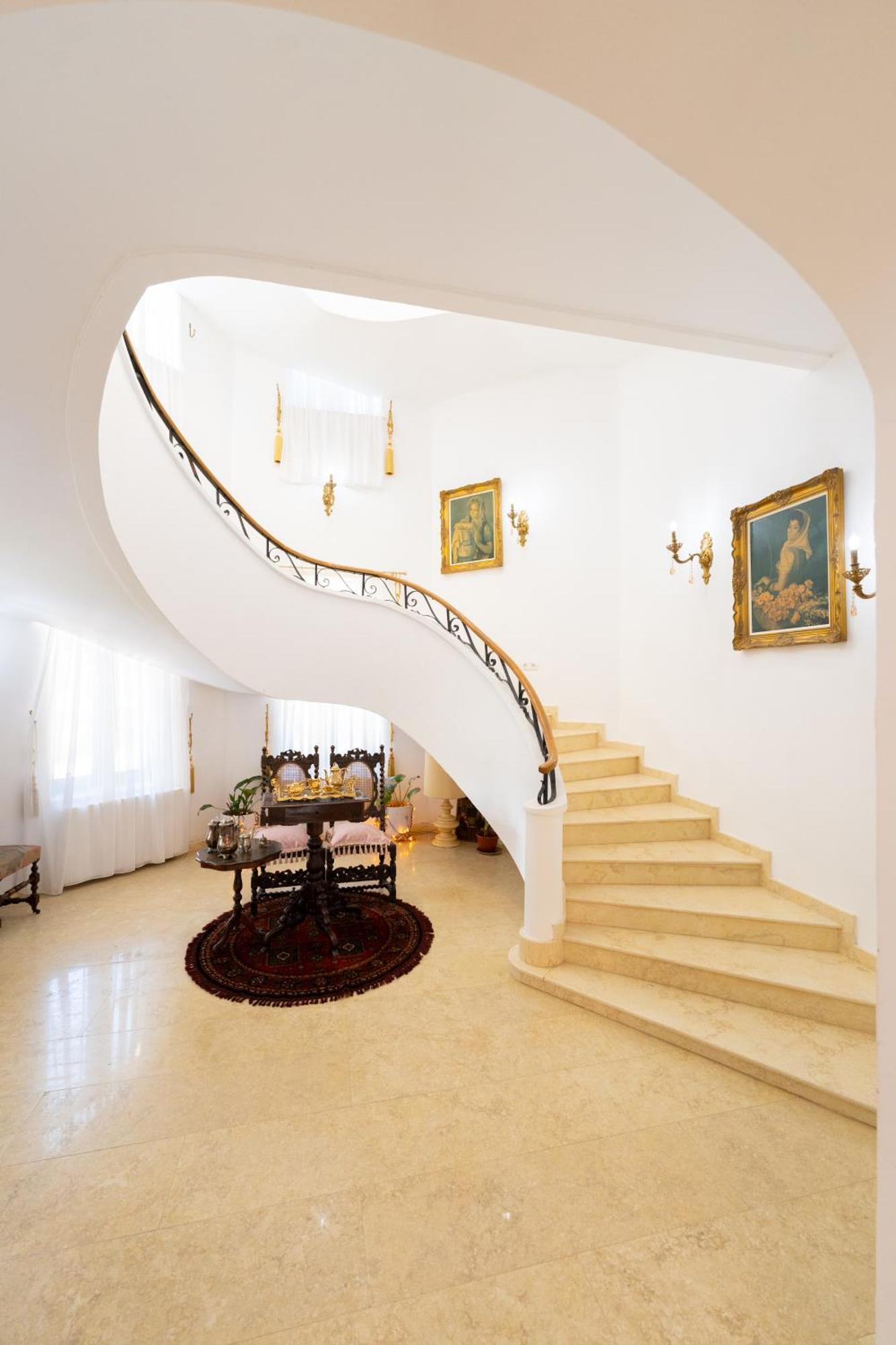 Conacul Dima B&B